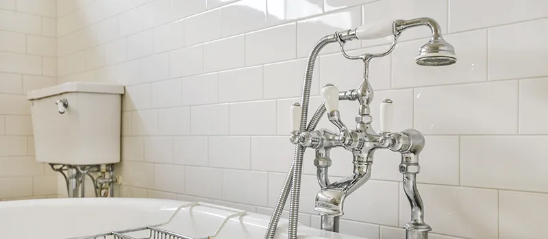 Bathtub Plumbing Installation in Vanier, Oshawa